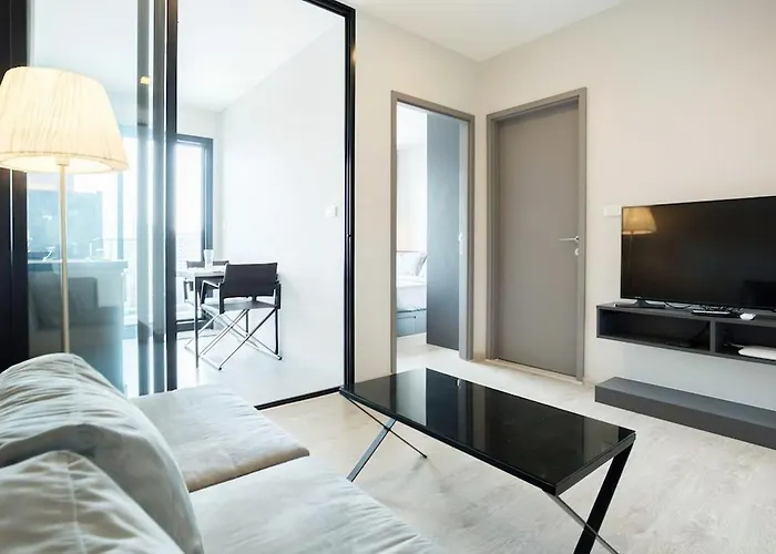 Best Location In Pattaya, Sky Pool & Infinity Edge