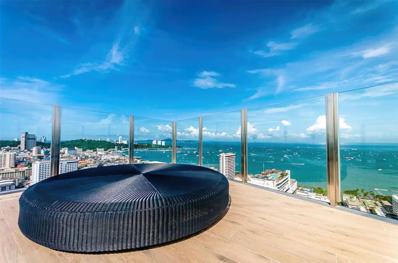 Location In Pattaya, Sky Pool & Infinity Edge Apartment Pattaya